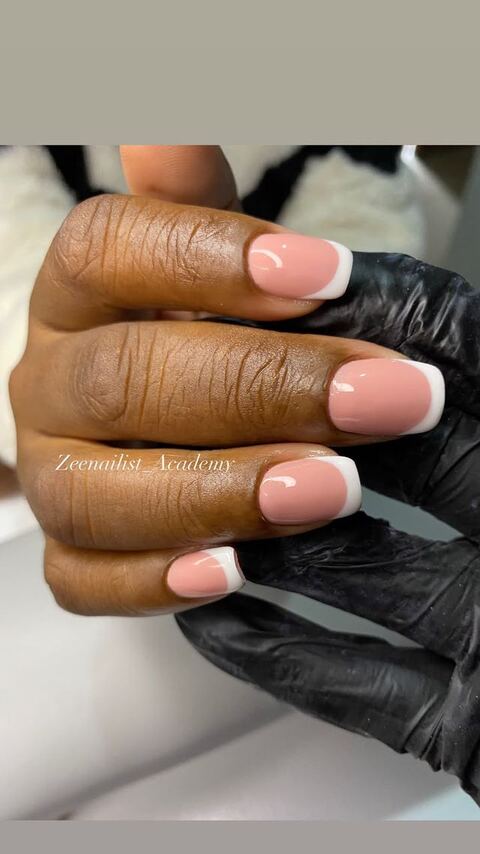 Nail art by Zeenailist Academy